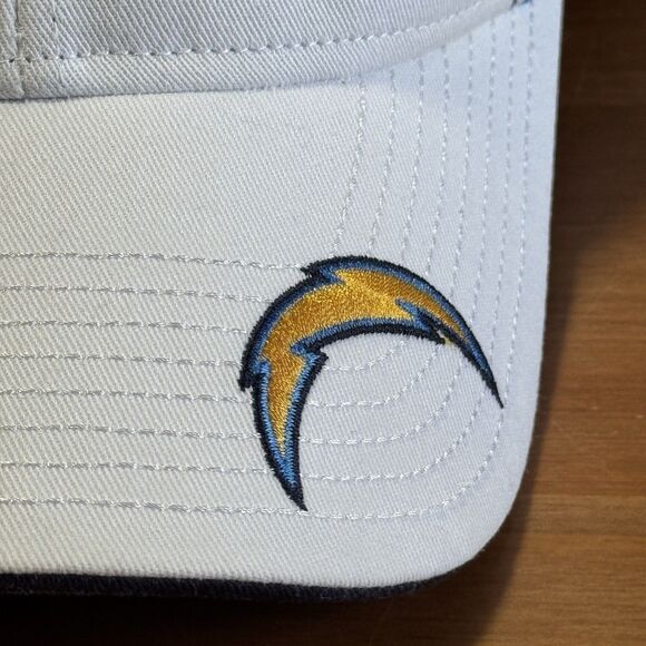 Vintage San Diego Chargers Hat White Light Blue Adjustable NFL Reebok Bolt - Picture 3 of 13